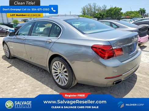 Used 2013 BMW 750Li RWD image 3