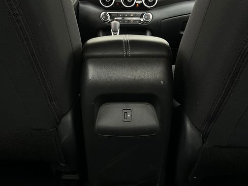 Used 2025 Nissan Sentra SV image 11