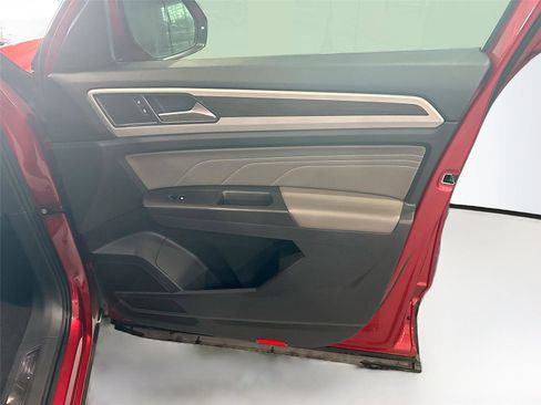 Used 2022 Volkswagen Atlas SE image 14