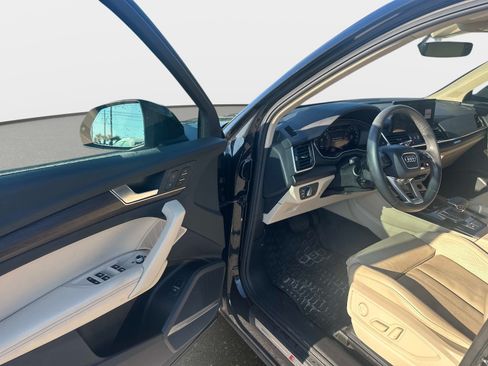 Certified 2023 Audi Q5 2.0T Premium Plus w/ Premium Plus Package AWD/4WD image 11