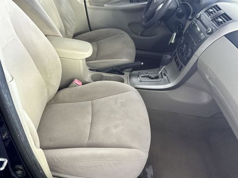 Used 2011 Toyota Corolla LE image 14