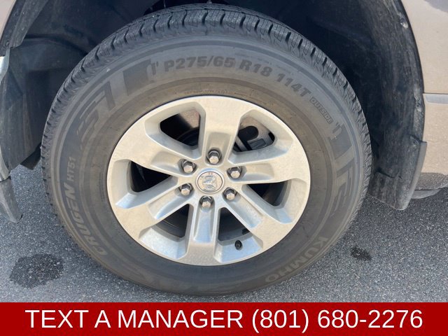 Used 2024 RAM 1500 Laramie AWD/4WD image 9