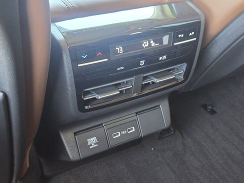 Used 2024 Acura MDX FWD w/ Technology Package image 30