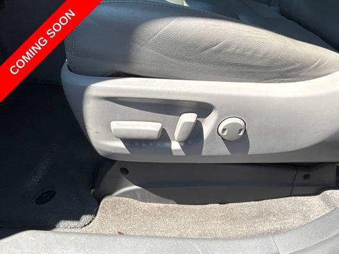 Used 2017 Toyota Sienna XLE FWD image 24