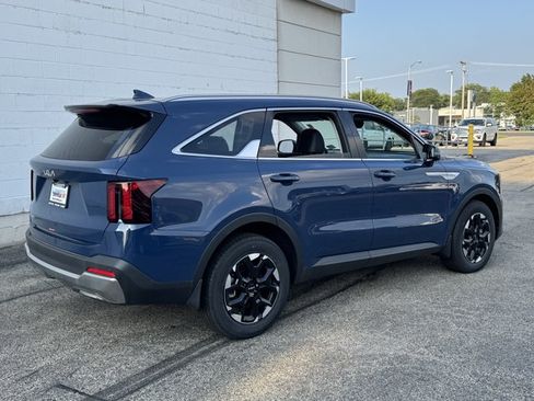 New 2026 Kia Sorento S w/ S Panoramic Sunroof Package FWD image 36