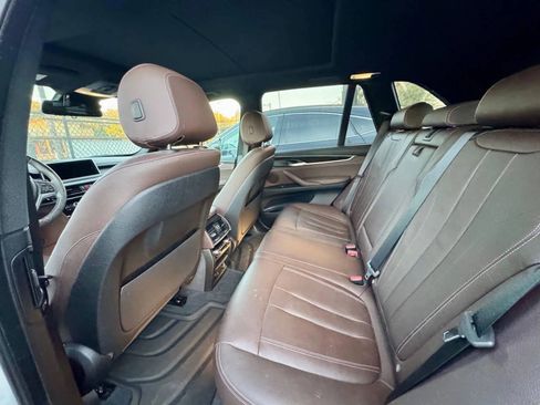 Used 2018 BMW X5 sDrive35i w/ M Sport Package image 15