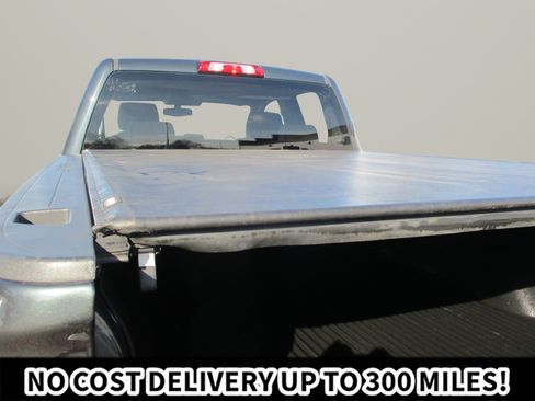 Used 2018 Chevrolet Silverado 1500 LT AWD/4WD image 25