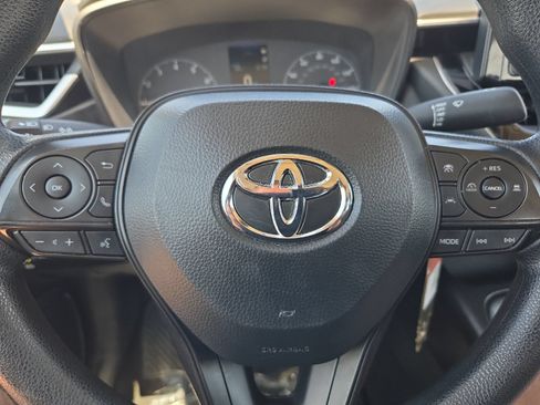 Used 2024 Toyota Corolla LE FWD image 20