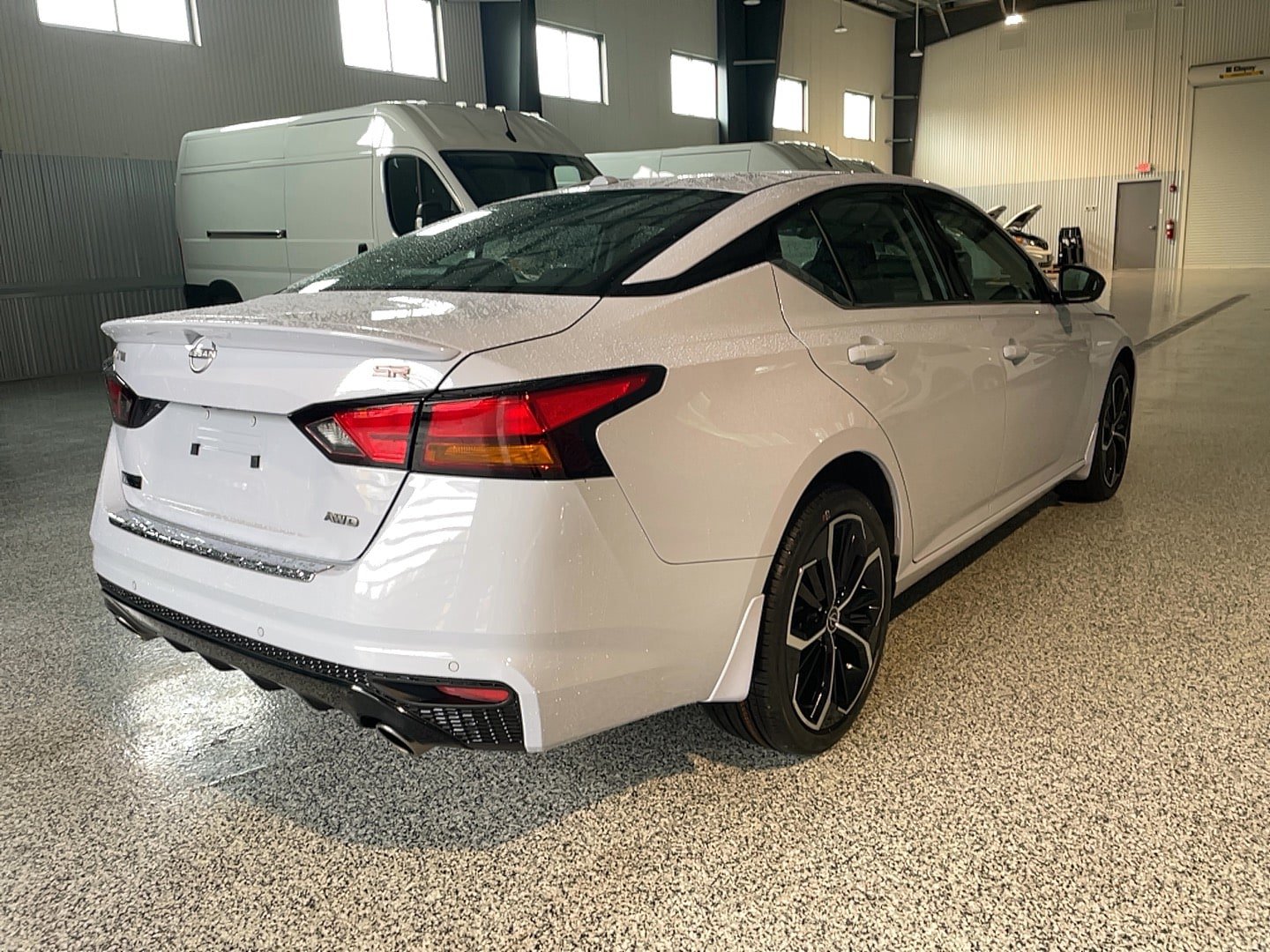 Used 2023 Nissan Altima 2.5 SR w/ SR Premium Package AWD/4WD image 7