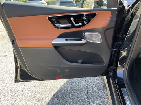 New 2026 Mercedes-Benz GLC 300 image 17