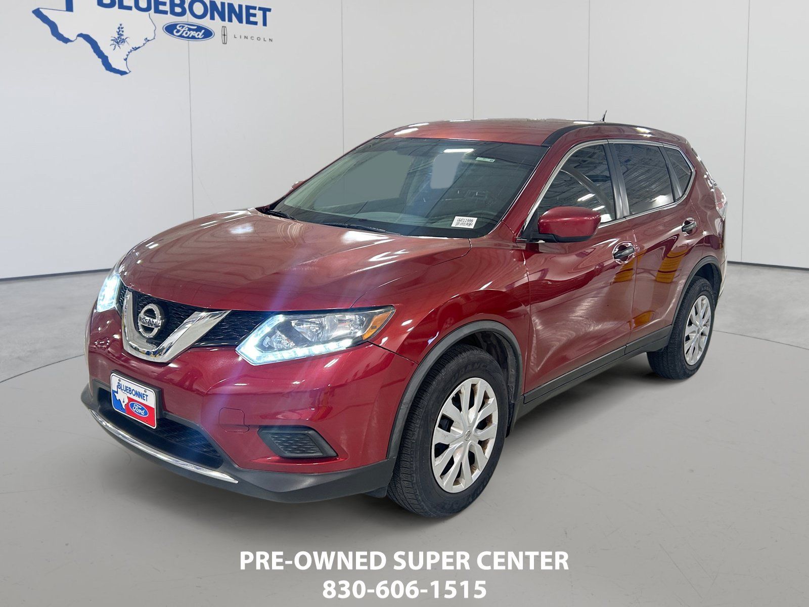 Used 2016 Nissan Rogue S FWD image 1