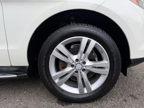 Used 2013 Mercedes-Benz ML 350 ML 350 4MATIC AWD 4dr SUV image 41