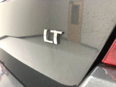 Used 2018 Chevrolet Trax LT w/ LT Convenience Package image 15