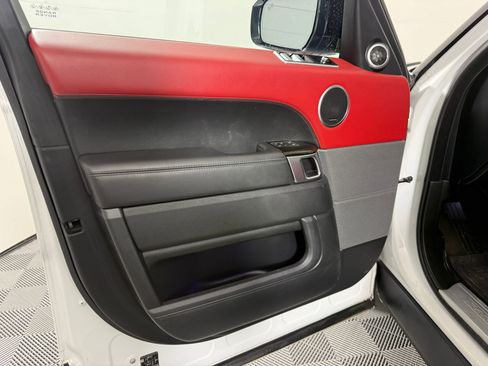 Used 2021 Land Rover Range Rover Sport HST image 21