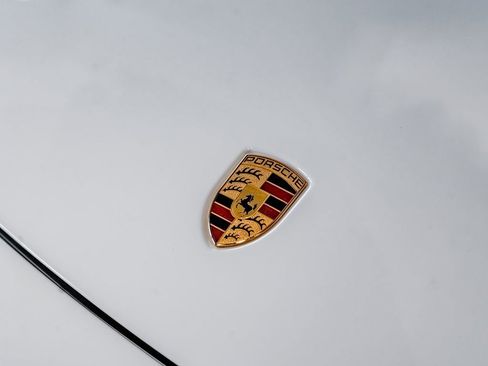 Certified 2024 Porsche 911 Carrera 4S AWD/4WD image 30