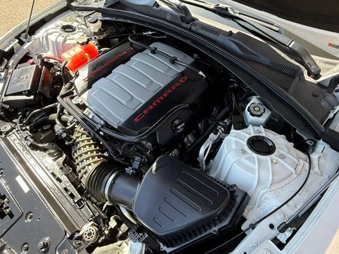 Used 2016 Chevrolet Camaro SS RWD image 23