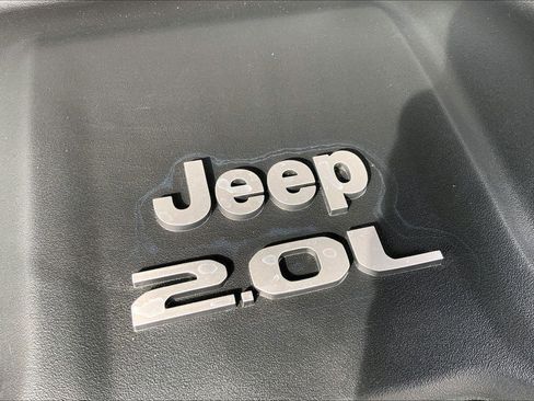 Certified 2022 Jeep Wrangler Unlimited Rubicon 4xe w/ Cold Weather Group image 32