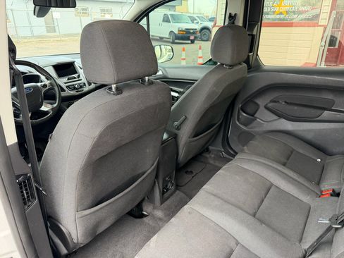 Used 2018 Ford Transit Connect XLT image 21