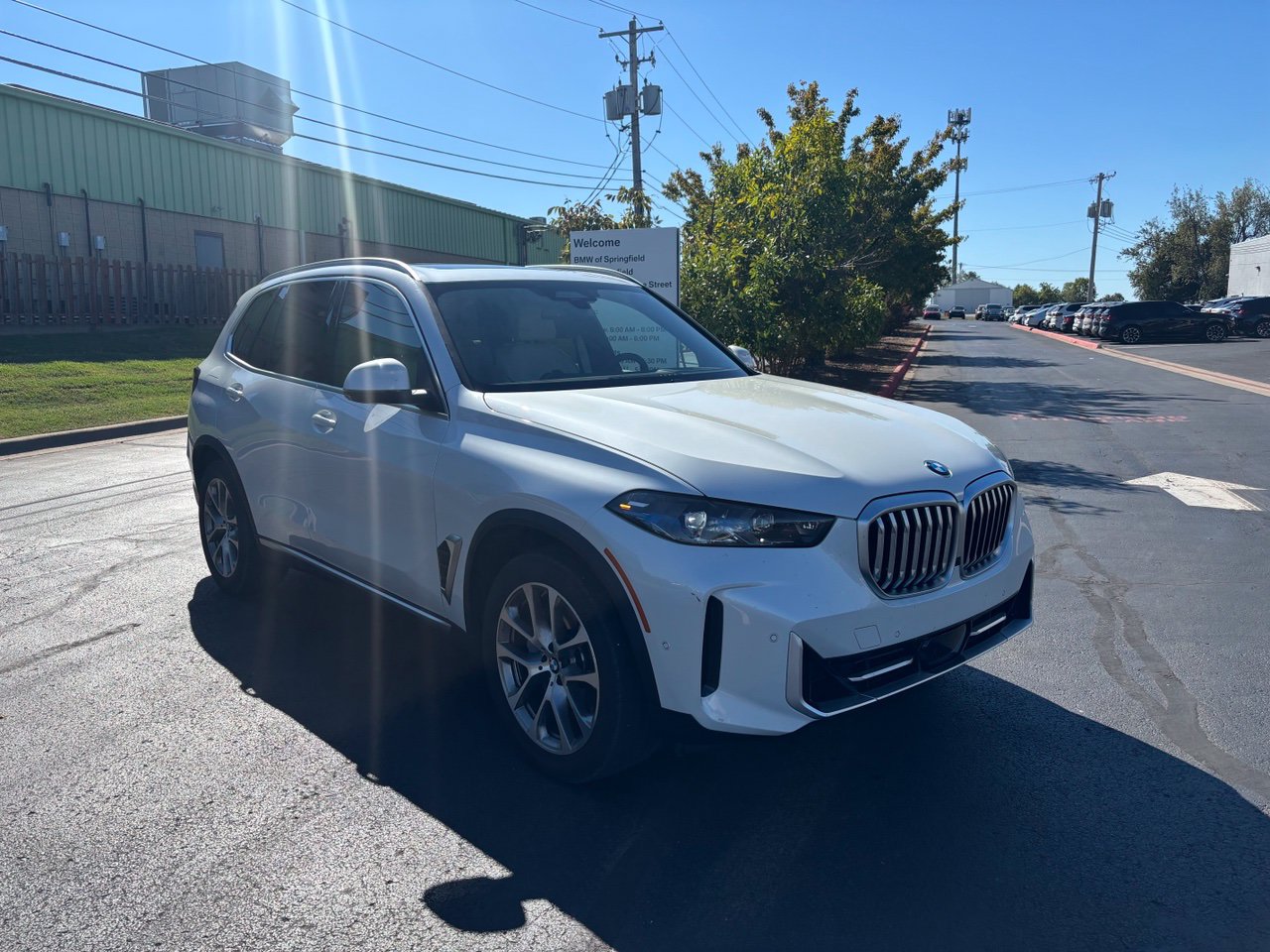 Used 2026 BMW X5 xDrive40i w/ Executive Package AWD/4WD image 1