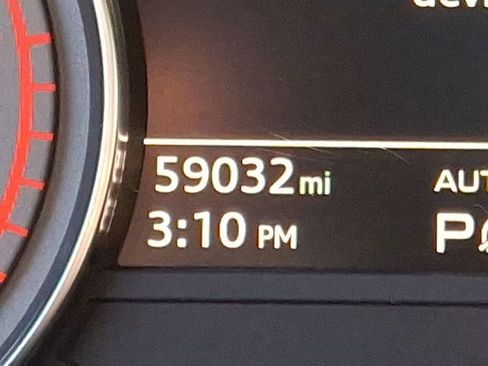 Used 2022 Audi SQ5 Premium image 23