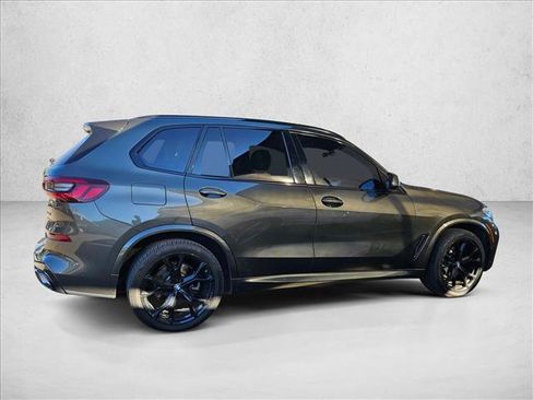 Used 2022 BMW X5 sDrive40i w/ M Sport Package image 4