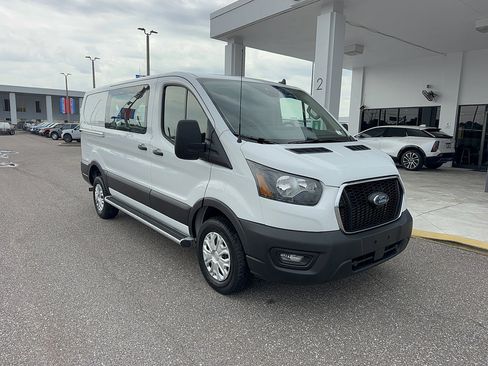Certified 2025 Ford Transit 250 Low Roof w/ Exterior Upgrade Package RWD image 4