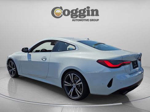Certified 2024 BMW 430i Coupe w/ Premium Package image 4