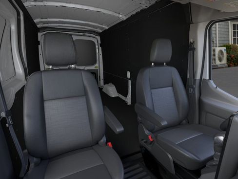 New 2026 Ford Transit 250 148 Medium Roof RWD image 10