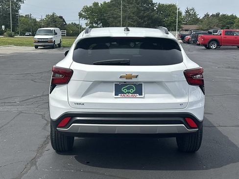 Certified 2024 Chevrolet Trax LT w/ Driver Confidence Package FWD image 6