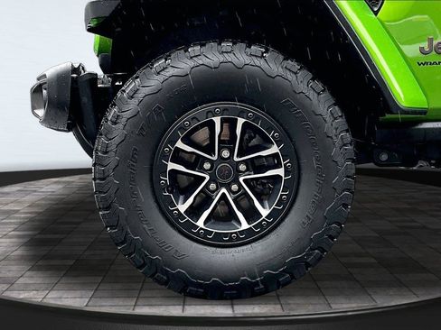 Used 2025 Jeep Wrangler Unlimited Rubicon w/ XTREMEE 35" Tire Package AWD/4WD image 15