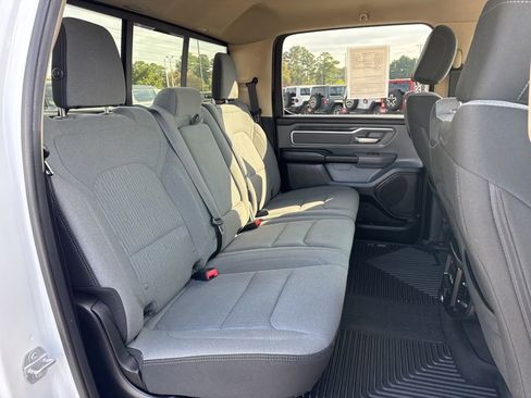 Used 2019 RAM 1500 Big Horn AWD/4WD image 17