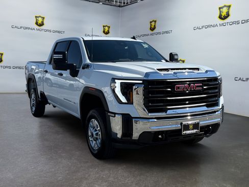 Used 2025 GMC Sierra 2500 Pro w/ 1SA Pro Safety Plus Package AWD/4WD image 7