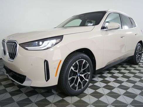 Used 2026 BMW X3 xDrive30 w/ Convenience Package image 8