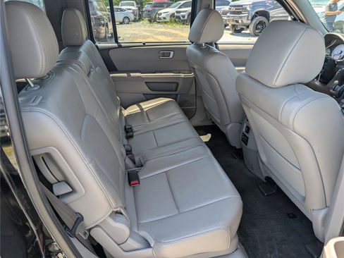 Used 2015 Honda Pilot Touring image 11
