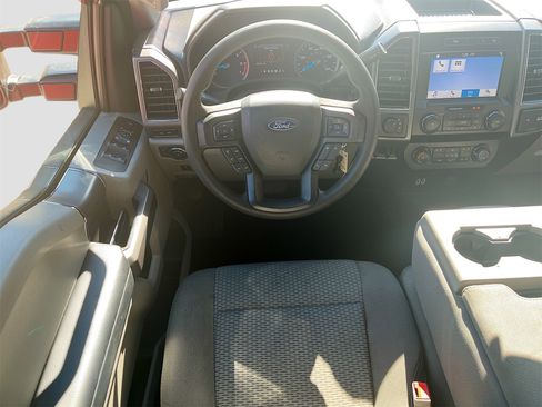 Used 2019 Ford F350 XLT w/ XLT Premium Package image 21