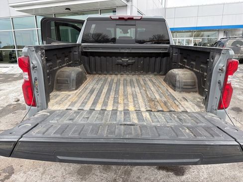 Used 2024 Chevrolet Silverado 1500 LT Trail Boss w/ Convenience Package II image 8