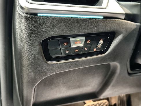 Used 2023 BMW 330i 330i Convenience image 16