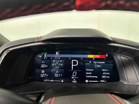 Used 2024 Chevrolet Corvette Stingray w/ Z51 Performance Package image 17