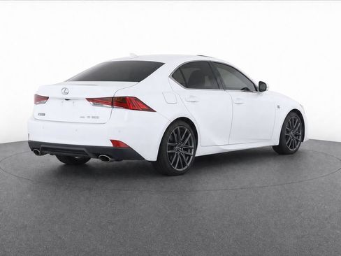 Used 2018 Lexus IS 300 AWD image 5