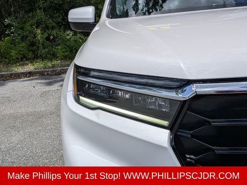 Used 2025 Honda Pilot Elite image 9