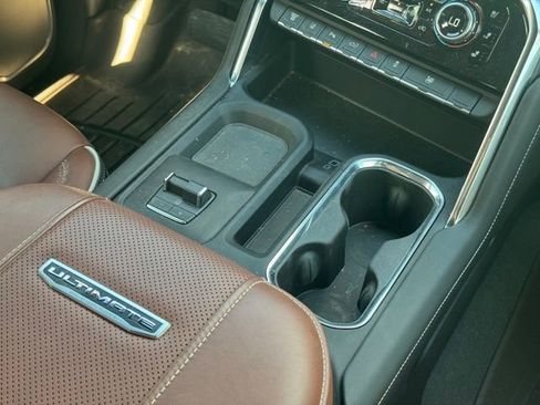 Used 2025 GMC Sierra 3500 Denali Ultimate AWD/4WD image 26