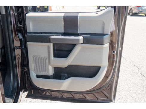 Used 2019 Ford F150 XLT AWD/4WD image 20