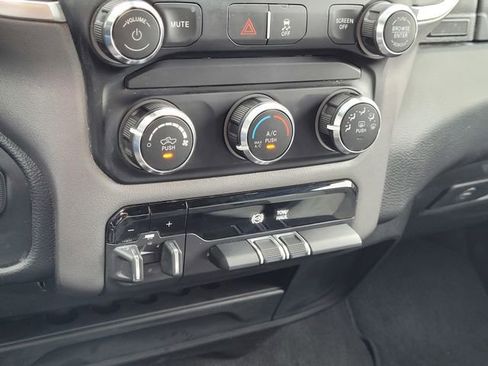 Used 2024 RAM 3500 Big Horn AWD/4WD image 11