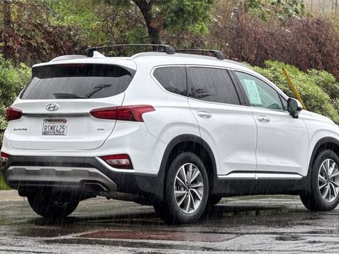 Used 2020 Hyundai Santa Fe SEL w/ Convenience + Premium Package image 4