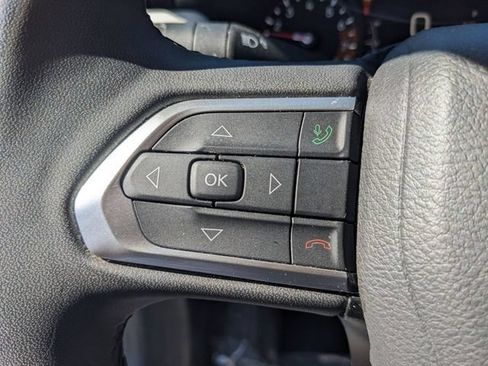 Used 2025 Jeep Compass Limited AWD/4WD image 19
