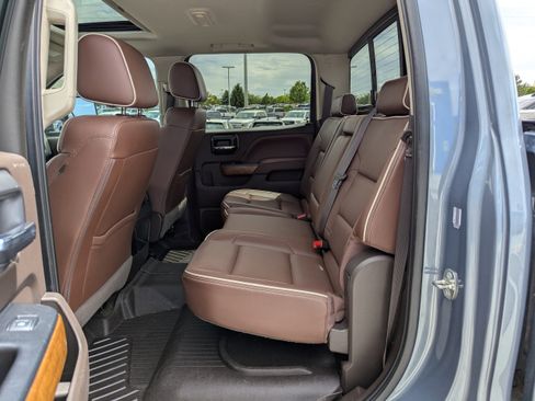 Used 2016 Chevrolet Silverado 2500 High Country w/ High Country Premium Package AWD/4WD image 31