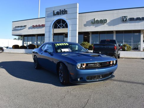 Used 2023 Dodge Challenger R/T Scat Pack w/ Plus Package image 1