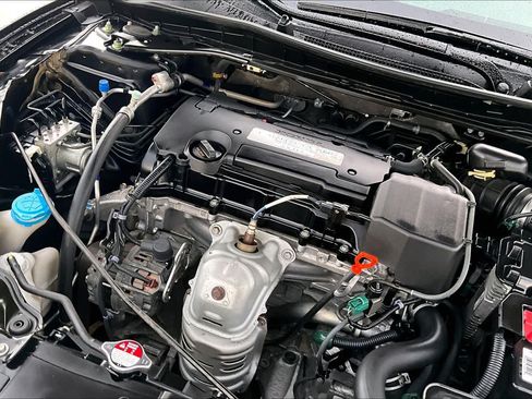 Used 2015 Honda Accord EX-L image 31