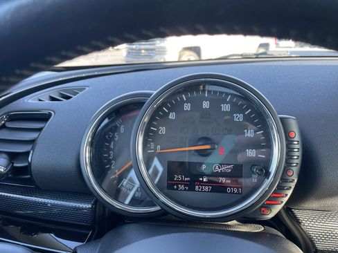 Used 2017 MINI Cooper Clubman ALL4 image 19