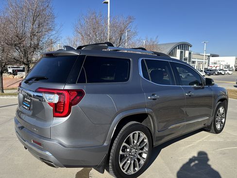 Used 2021 GMC Acadia Denali w/ Denali Ultimate Package image 5